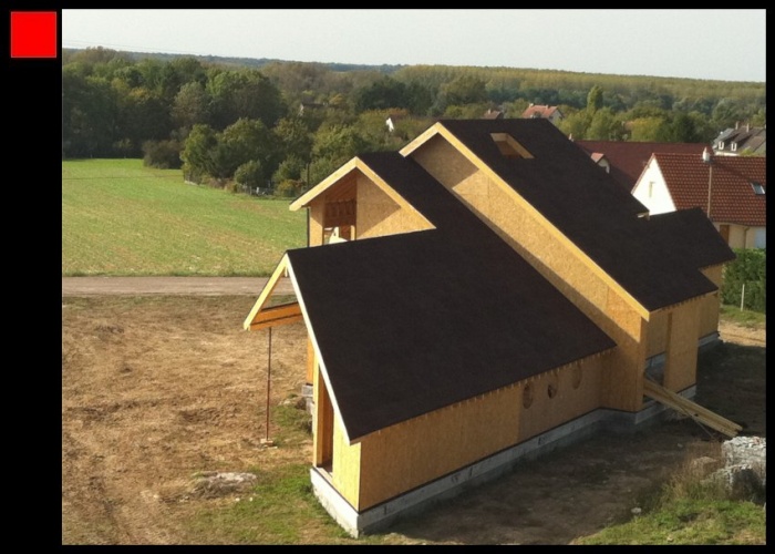 Maison BBC en cours de r?alisation dans la Ni?vre
